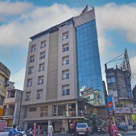 Hotel Sri Sri Executive, Kolhapur Eksteriør billede